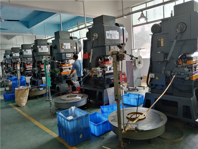 冲压部公司场景公司图片广东中连精密工业有限公司